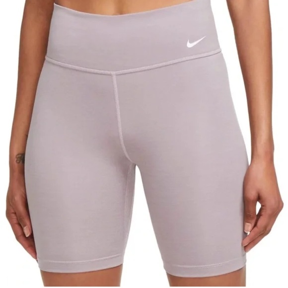 Nike Women's One Mid Rise 7" Bike Athletic Training Dri-Fit Shorts Large - Picture 1 of 6